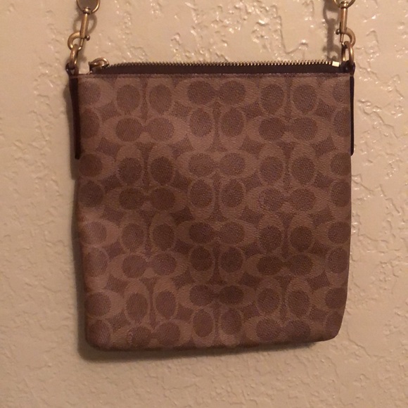 Coach Handbag - Picture 3 of 5